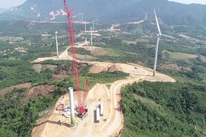Dự án điện gió Gelex Quảng Trị: Đang hoàn thiện công tác lắp đặt