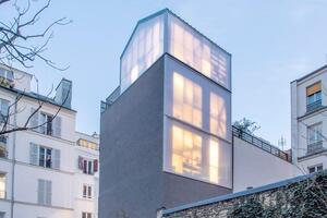 Cải tạo ngôi nhà ở Paris với nhựa polycarbonate