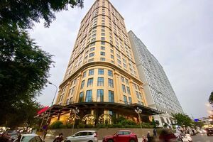 Bên trong khách sạn dát vàng 24 carat ở Hà Nội