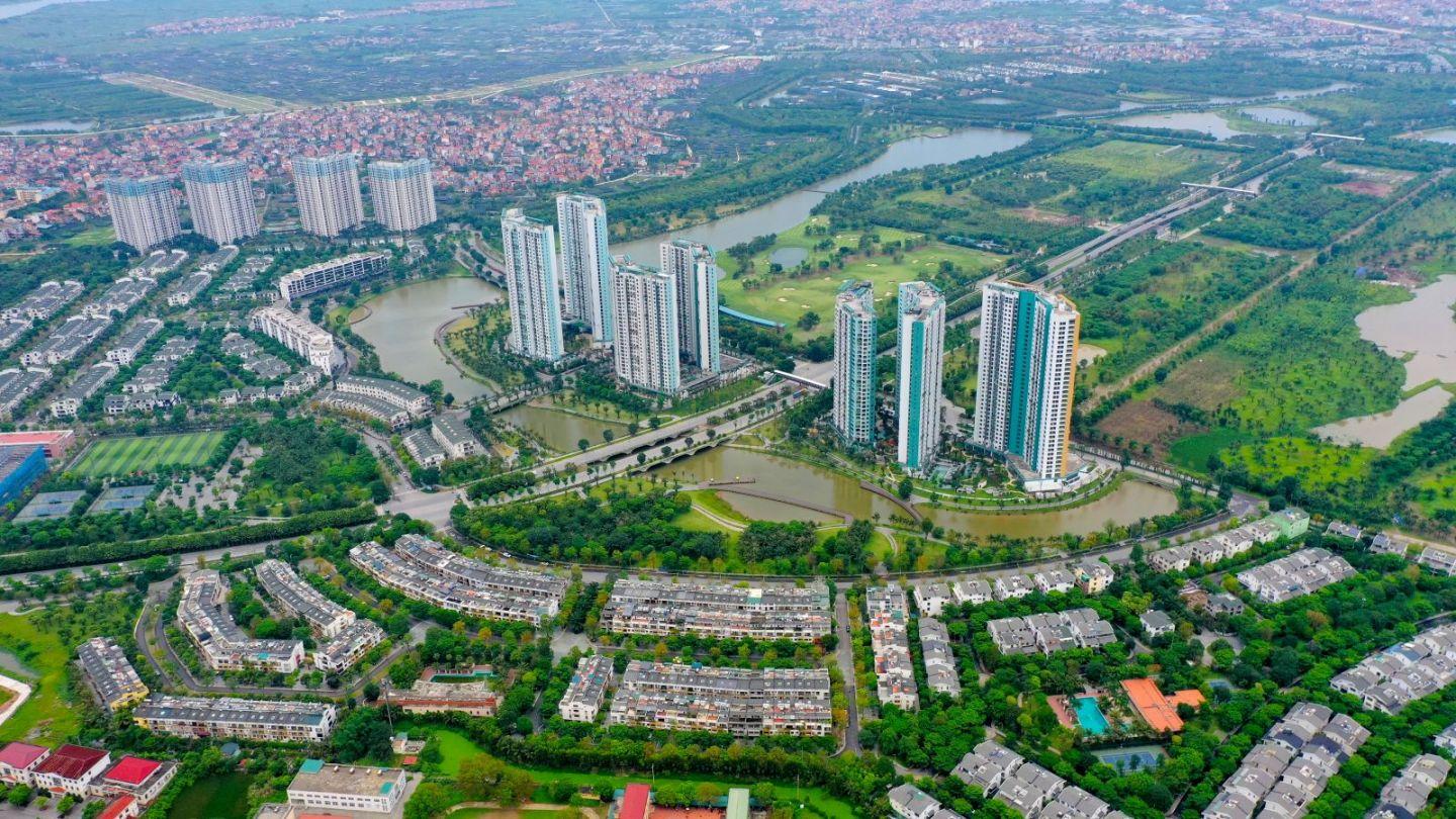 Sau hơn thập kỷ hình thành và phát triển, khu đô thị Ecopark đã trở thành một biểu tượng đô thị sinh thái kiểu mới với môi trường sống xanh và trong lành phía Đông Nam, Hà Nội